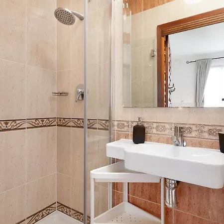 Tetuan 40 Oasis Nerja