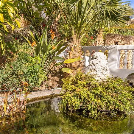 Tetuan 40 Oasis Nerja